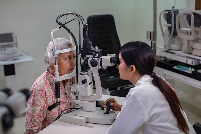 Diploma in Ophthalmic Technician